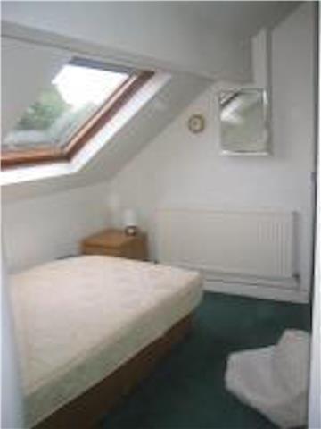  Image of 5 Bedroom Shared Accommodation  To Rent at Hathersage Road, Manchester, M13